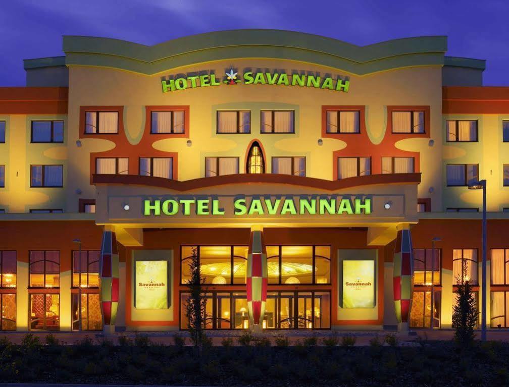 Hotel Savannah 흐발로비체 외부 사진